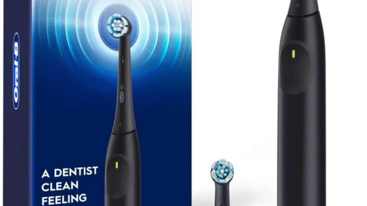 Copertina Recensione Oral-B iO Series 10 (2026): il meglio dello spazzolamento smart ha un prezzo