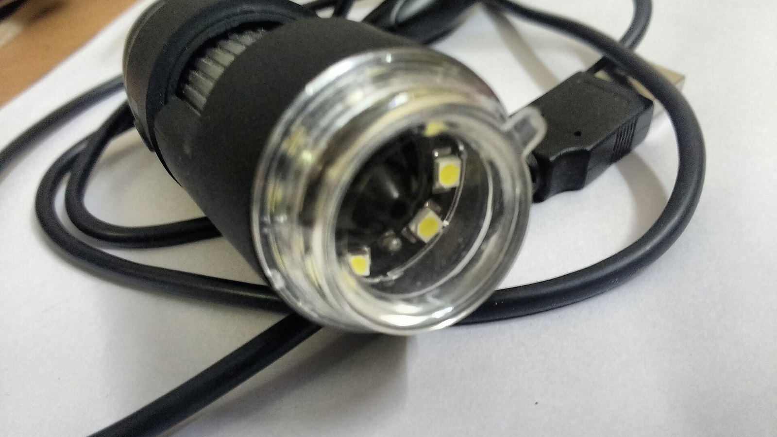 Copertina Recensione Jiusion 40-1000X: il microscopio USB da 30 euro che funziona davvero