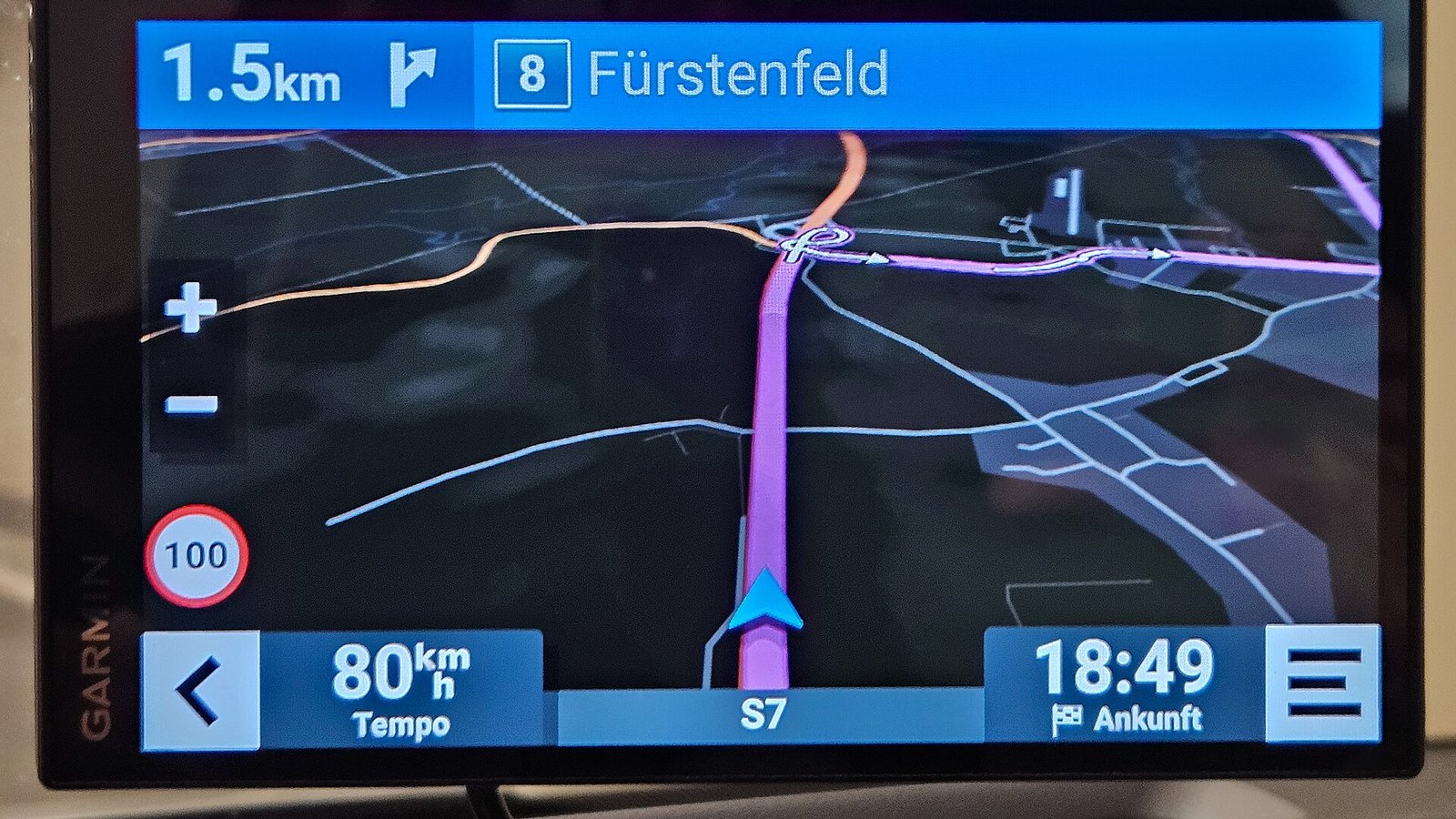 Copertina Recensione Garmin DriveSmart 86 (2026): il navigatore che non chiede il tethering