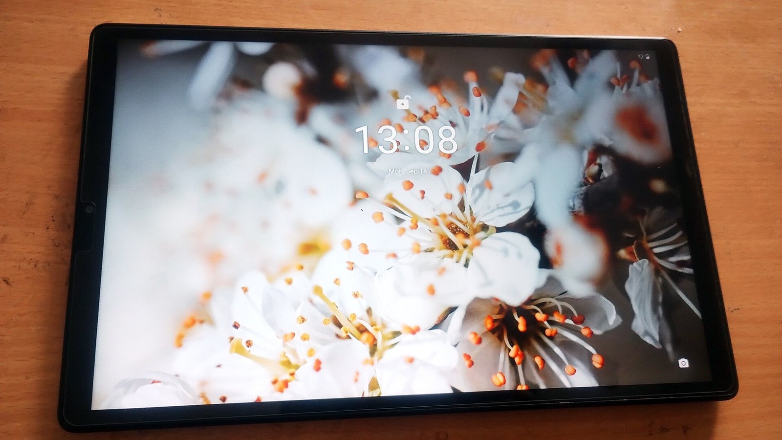 Copertina Recensione Lenovo Tab P11 Pro Gen 2: l'OLED e la penna, tutto il resto è disconto